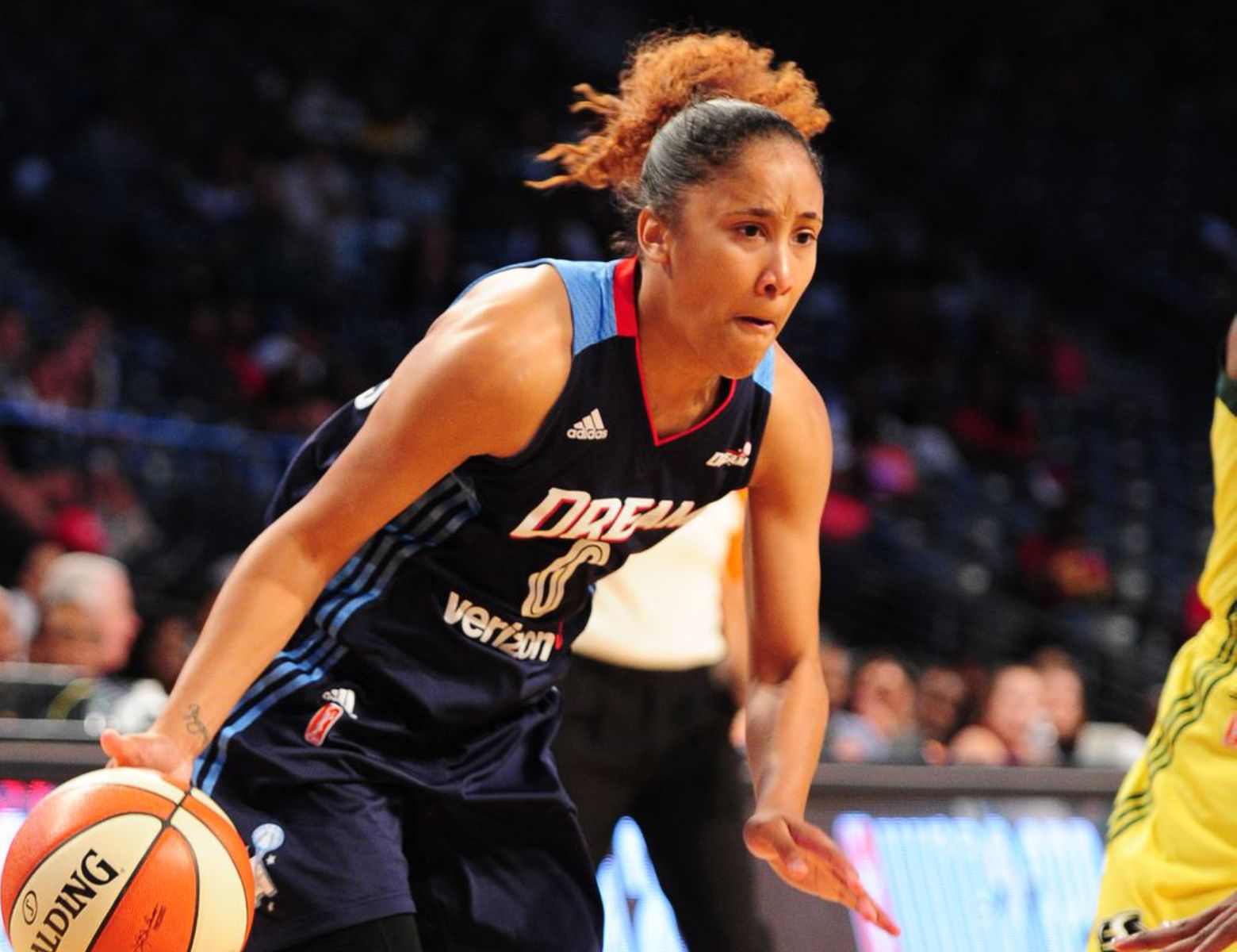 MEIGHAN SIMMONS has signed with Regeneracom Sports