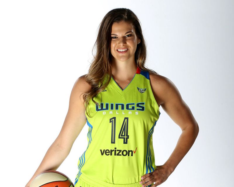TORI JAROSZ has signed in the WNBA with the Dallas Wings